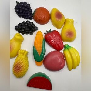 Lot (12) Vintage Fruit & Veggie Fridge Magnets Kitsch Kitchen Decor Retro 70s